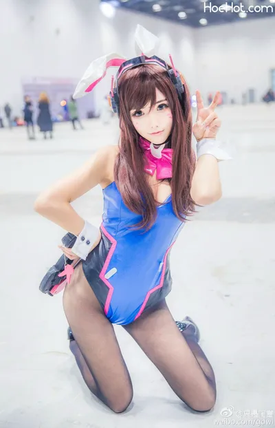 只是简言 - D.Va 泳装 nude cosplay leaked 485661