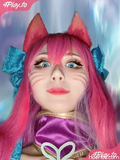 Larissa Rochefort - Ahri nude cosplay leaked 285193