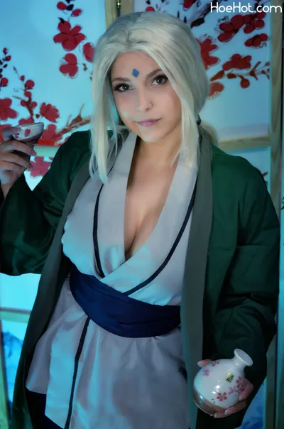 Shermie -Tsunade's profile image