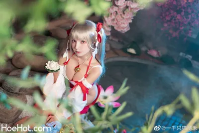 一千只猫薄禾微博图 nude cosplay leaked 620255