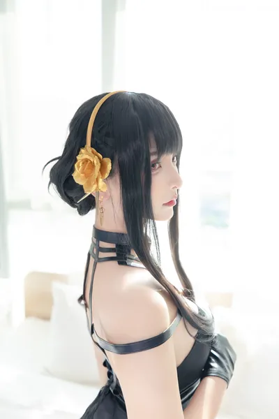 神楽坂真冬 - Yor Forger nude cosplay leaked 392207