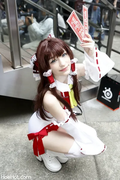 Keekihime - Reimu nude cosplay leaked 270101