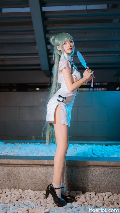 大大卷卷小卷 - 初音夏日 nude cosplay leaked 74968