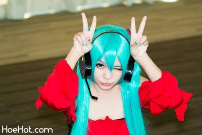 Light Cosplay - Hatsune Miku nude cosplay leaked 226828