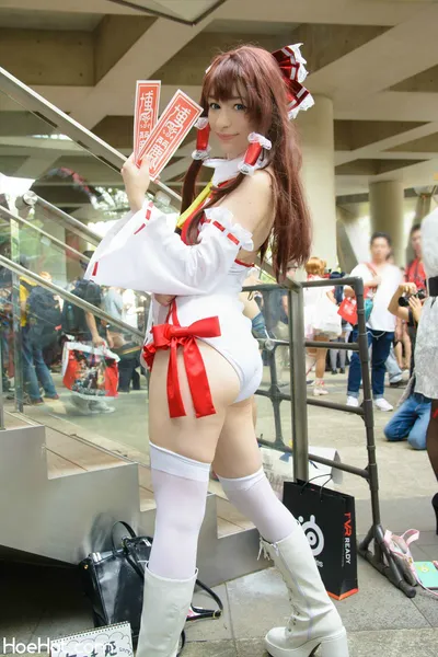 Keekihime - Reimu nude cosplay leaked 270093