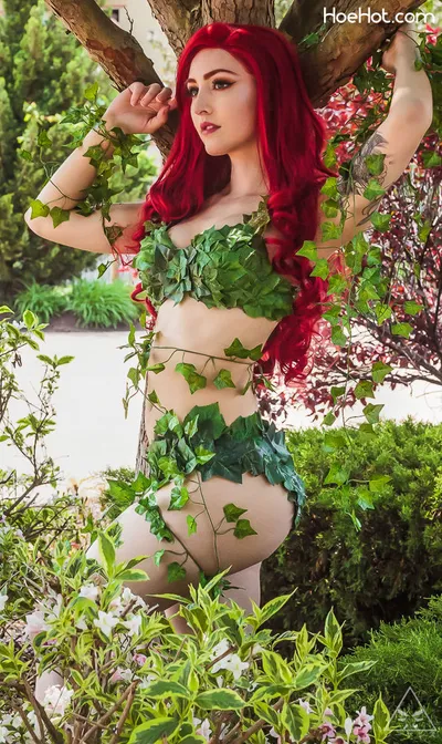 Luxlo - Poison Ivy nude cosplay leaked 611776