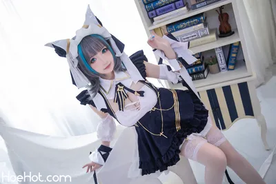 雪晴 Azure Lane 柴郡 nude cosplay leaked 504333