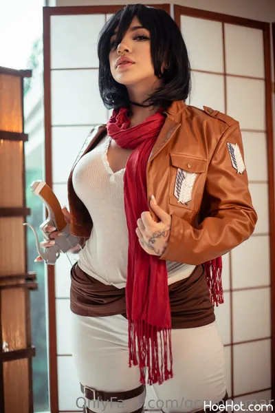 Giovanna Campomar - Mikasa Ackerman (Attack on Titan) nude cosplay leaked 298331