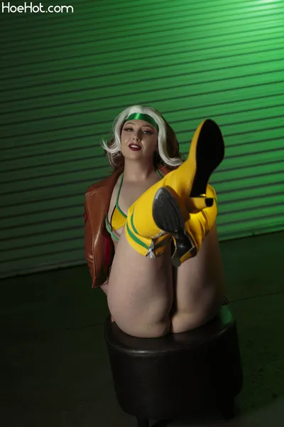 Feisty Vee - Rogue nude cosplay leaked 583348