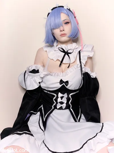 Bunni Lynn - Rem Maid nude cosplay leaked 323705