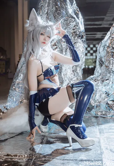 [安食AJIKI] 萤火虫漫展 nude cosplay leaked 31586