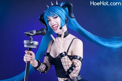 Morgan Le Foy - Punk Miku nude cosplay leaked 67812