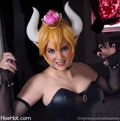 Ashley Barron - Bowsette nude cosplay leaked 227862