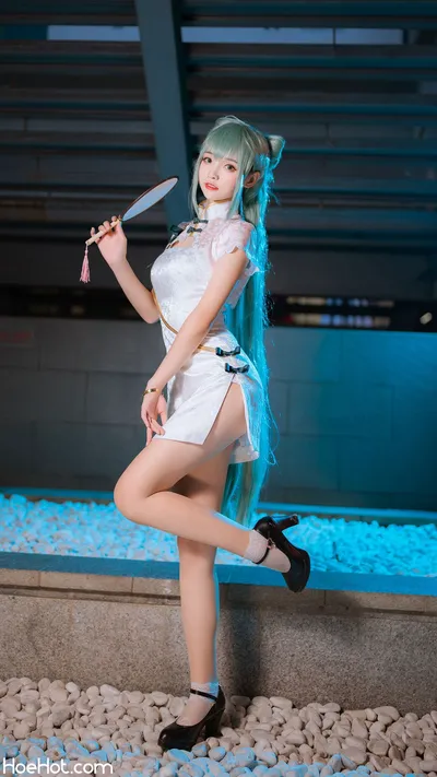 大大卷卷小卷 - 初音夏日 nude cosplay leaked 74974