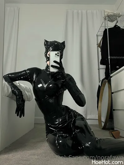 Norafawn - Catwoman nude cosplay leaked 362561