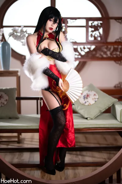 你烨烨 [niyeye2019] - Taihou nude cosplay leaked 525155