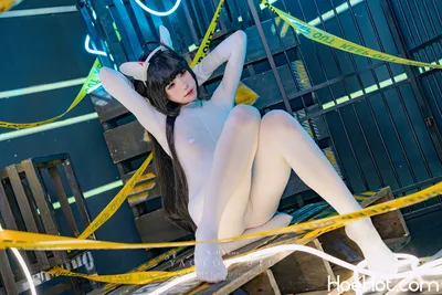 咬一口兔娘 -  霞沢美游 nude cosplay leaked 214615