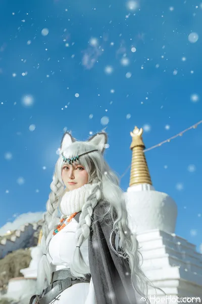 [猫狸狸从来也吃不饱] 初雪 Cos nude cosplay leaked 331366