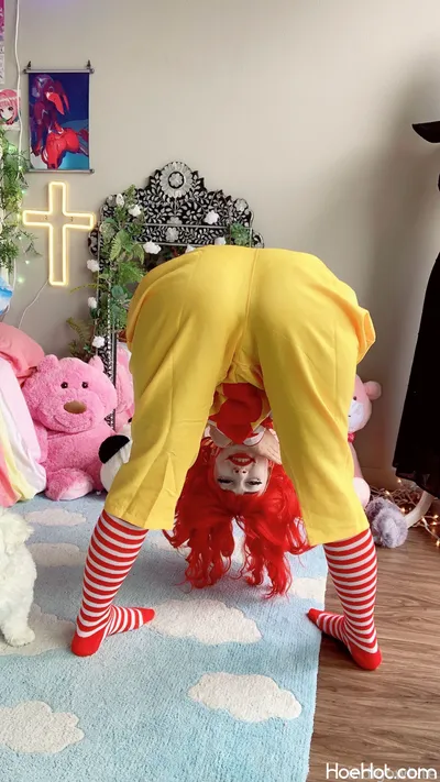 Indigo White - Ronald McDonald nude cosplay leaked 259555