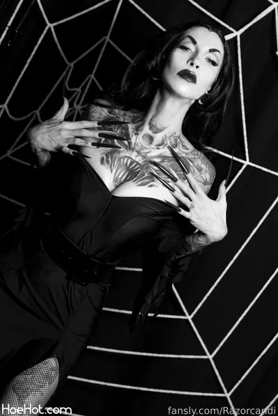 Razor Candi - Morticia nude cosplay leaked 146522