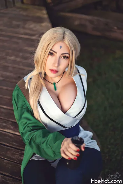 Danielle Vedovelli - Tsunade nude cosplay leaked 158220