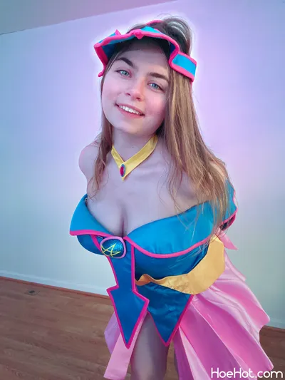 Linneas Life - Dark Magician Girl nude cosplay leaked 214313