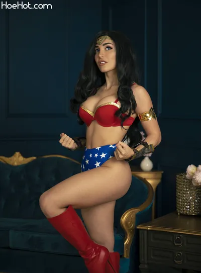 Lisa Mancini - Wonder Woman nude cosplay leaked 172404