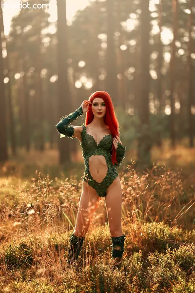 NatsumiPon - Poison Ivy nude cosplay leaked 378353